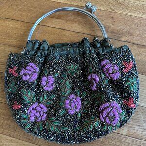 Beaded clutch